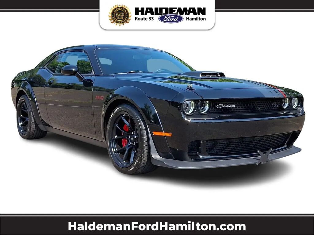 2023 Dodge Challenger R/T Scat Pack — photo 1 of 13