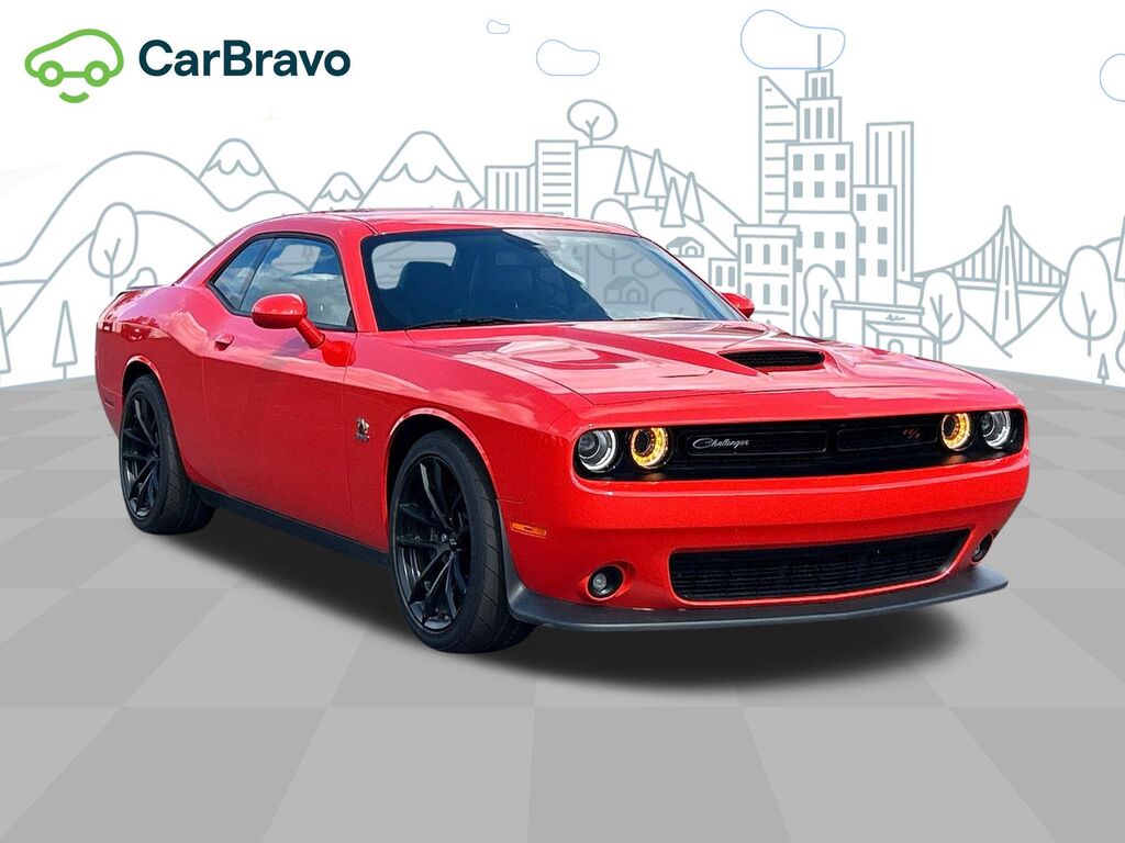 2023 Dodge Challenger R/T Scat Pack — photo 1 of 6