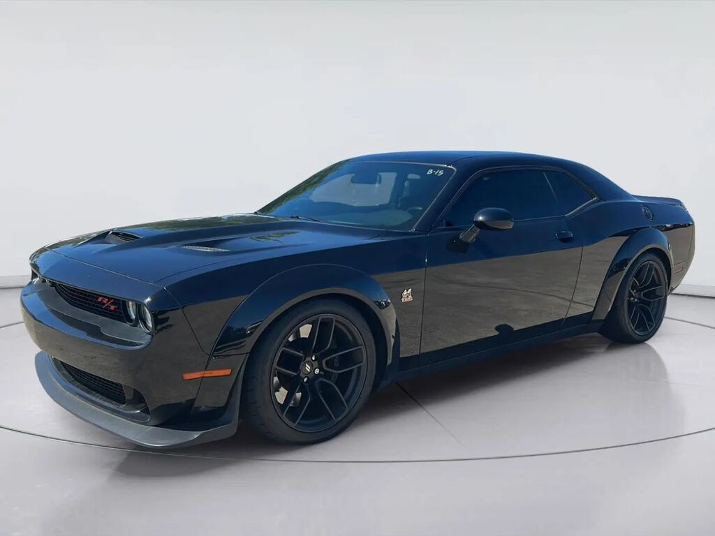 2022 Dodge Challenger R/T Scat Pack — photo 1 of 23