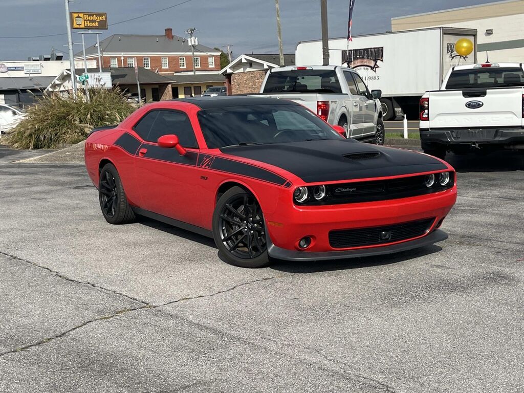 2023 Dodge Challenger R/T Scat Pack — photo 1 of 13