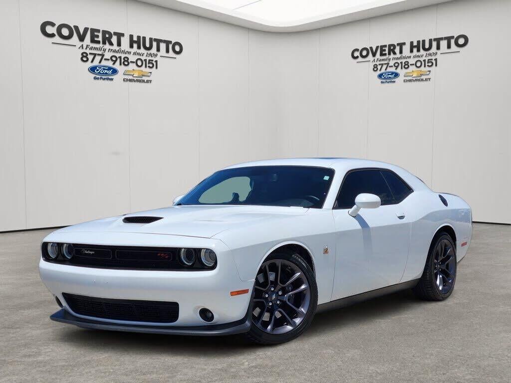 2023 Dodge Challenger R/T Scat Pack — photo 1 of 3