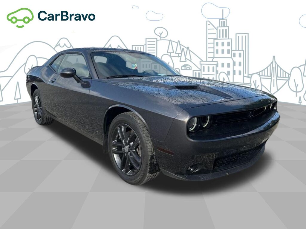 2019 Dodge Challenger SXT AWD — photo 1 of 7