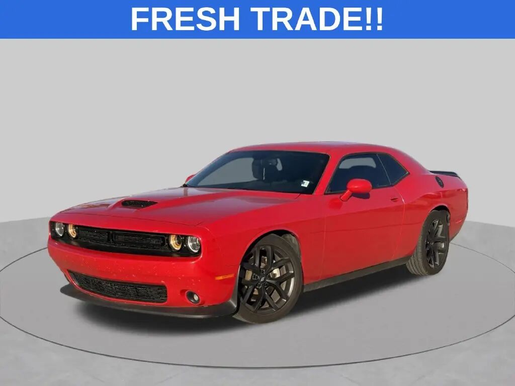 2022 Dodge Challenger GT — photo 1 of 6