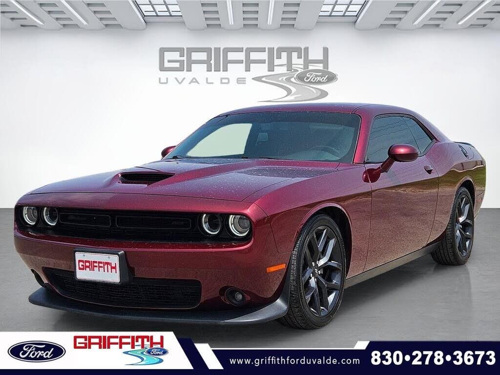 2022 Dodge Challenger GT — photo 1 of 1