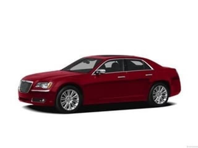 2011 Chrysler 300 C — photo 1 of 1
