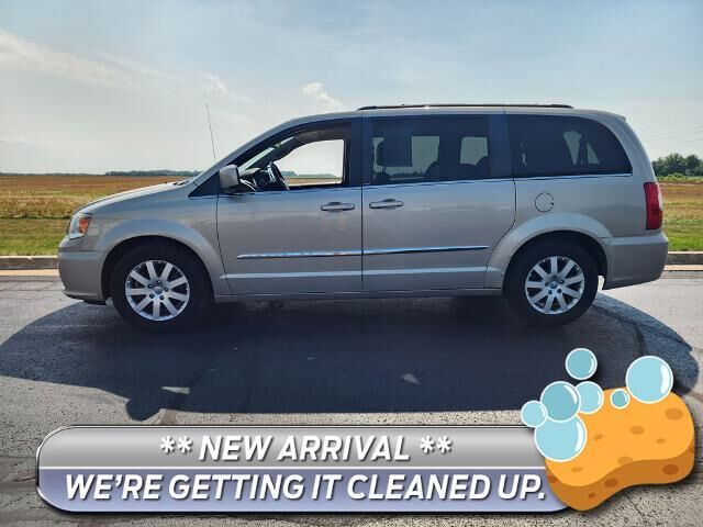 2013 Chrysler Town and Country Touring