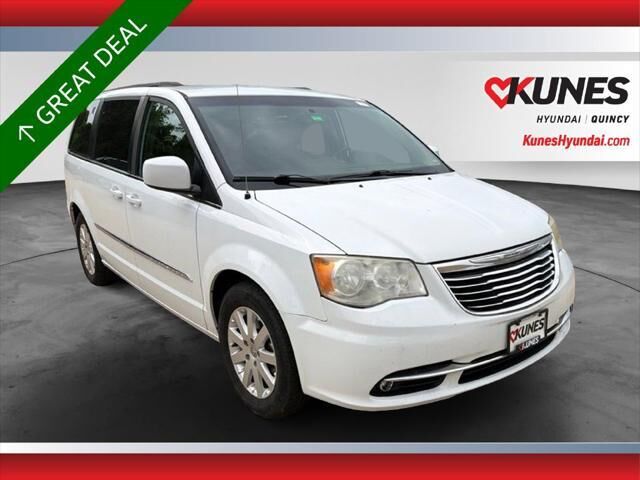 2014 Chrysler Town and Country Touring