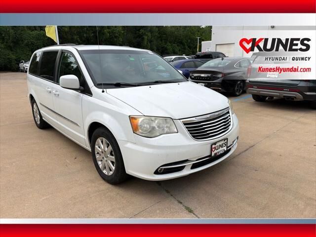 2014 Chrysler Town and Country Touring