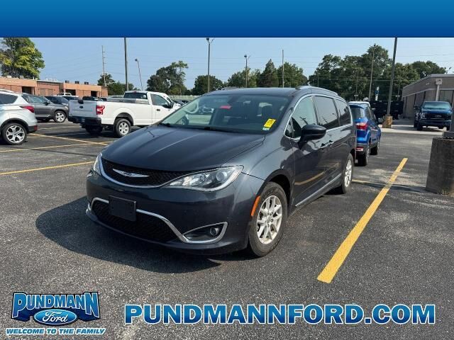 2020 Chrysler Pacifica Touring L
