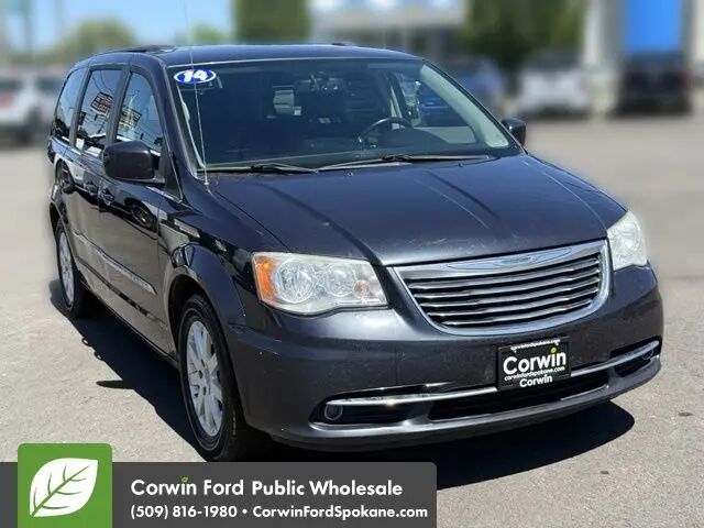 2014 Chrysler Town and Country Touring