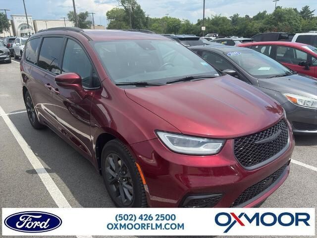 2021 Chrysler Pacifica Touring L