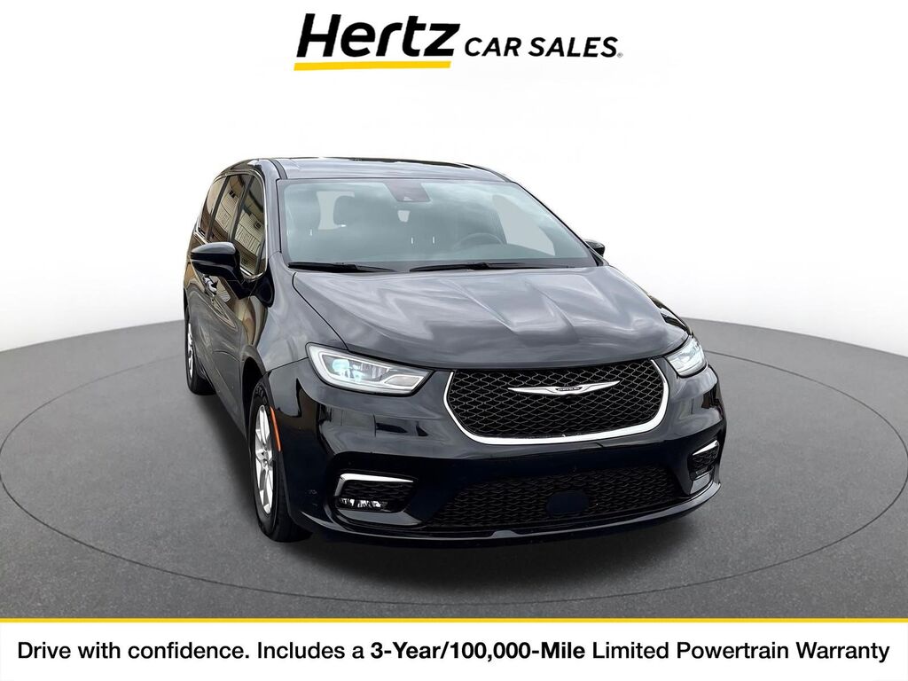 2025 Chrysler Pacifica Select — photo 1 of 1