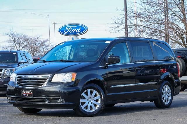 2014 Chrysler Town and Country Touring