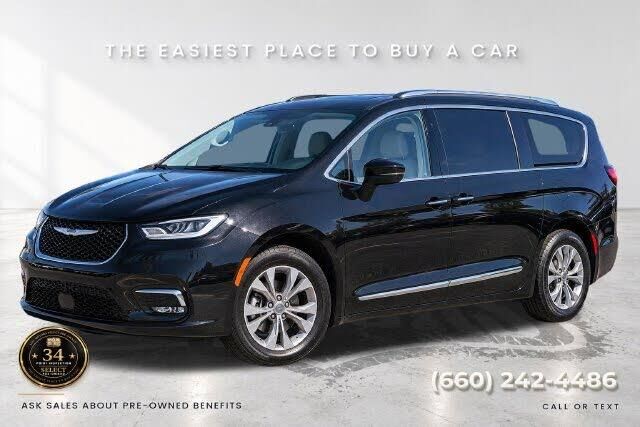 2024 Chrysler Pacifica Touring L