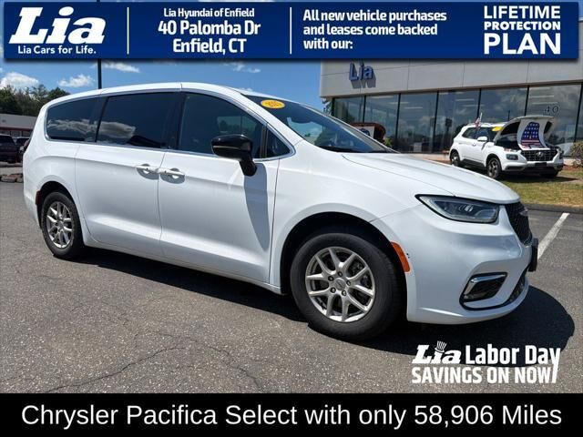 2025 Chrysler Pacifica Select — photo 1 of 57