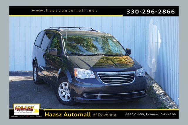 2012 Chrysler Town & Country Touring
