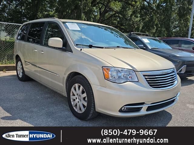 2015 Chrysler Town and Country Touring
