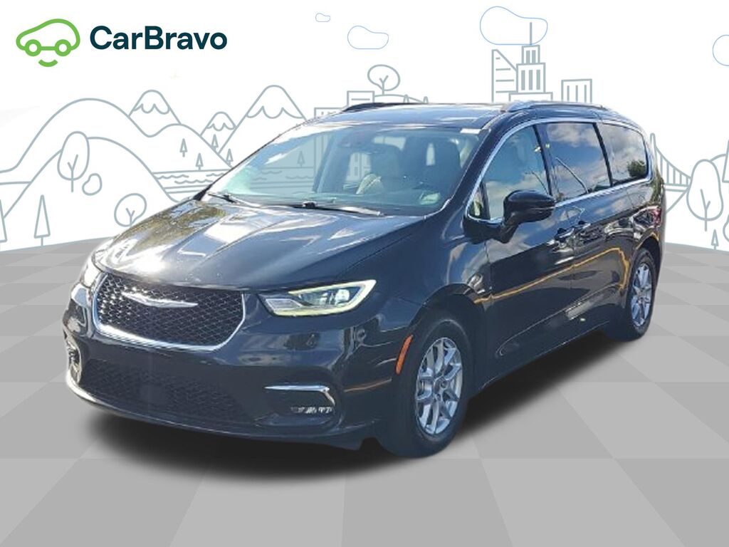 2021 Chrysler Pacifica Touring L — photo 1 of 7
