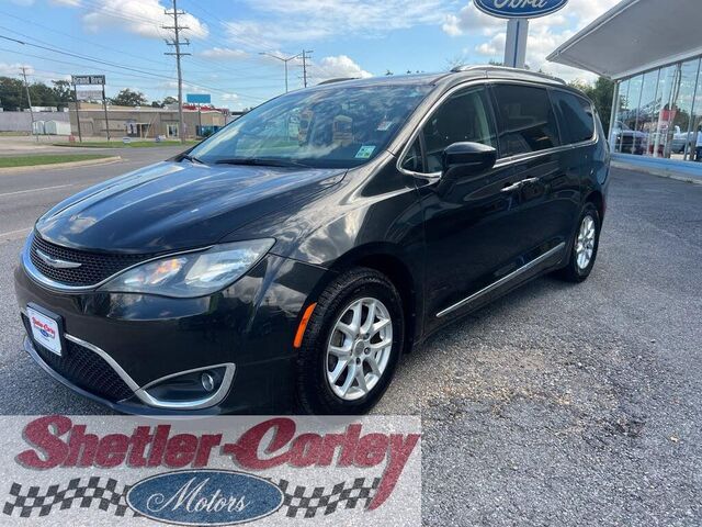 2020 Chrysler Pacifica Touring L
