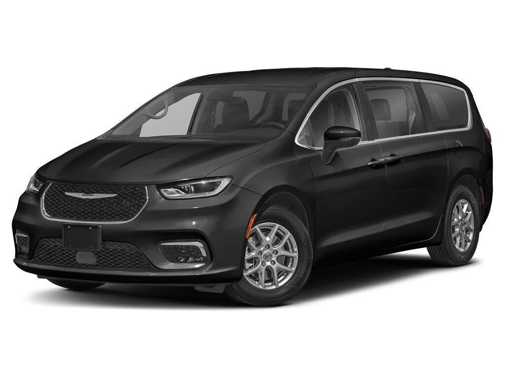 2024 Chrysler Pacifica Touring L — photo 1 of 1