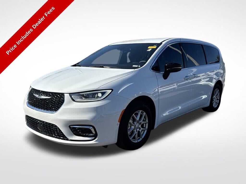 2026 Chrysler Pacifica Select — photo 1 of 13