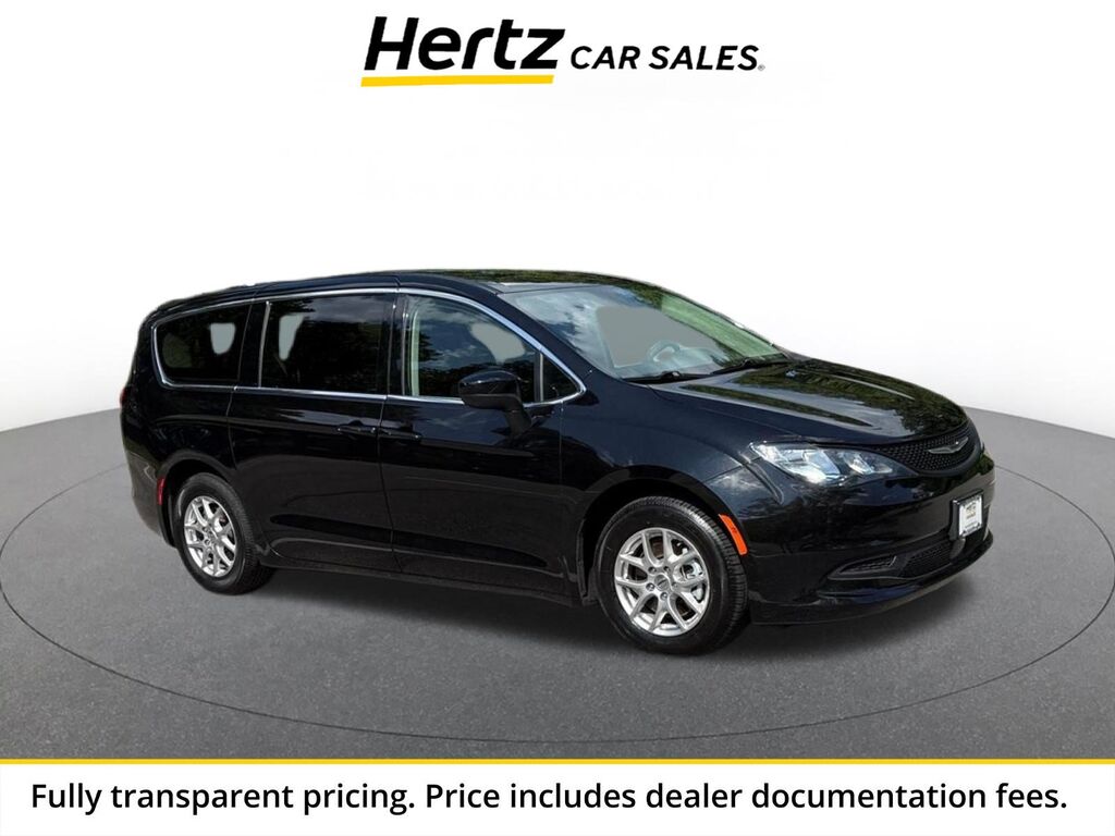 2024 Chrysler Voyager LX — photo 1 of 13