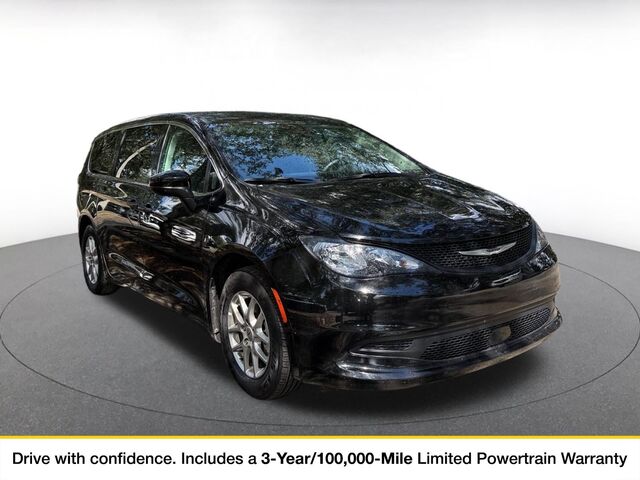 2024 Chrysler Voyager LX