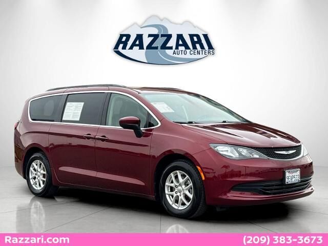 2020 Chrysler Voyager LXi