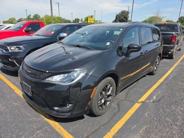 2020 Chrysler Pacifica Touring L Plus