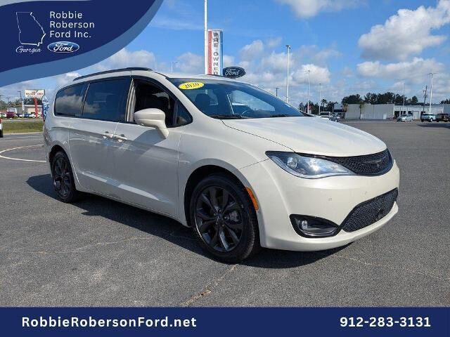 2020 Chrysler Pacifica Touring L Plus