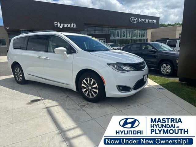 2020 Chrysler Pacifica Touring L Plus