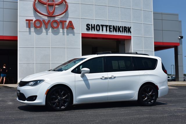 2019 Chrysler Pacifica Touring L Plus