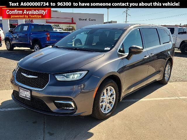 2023 Chrysler Pacifica Touring
