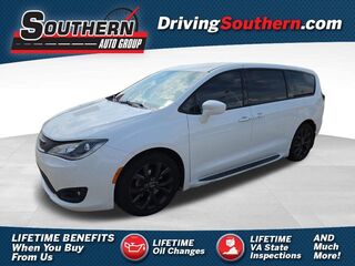 2020 Chrysler Pacifica Touring