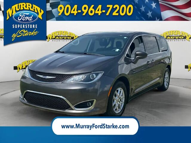 2020 Chrysler Pacifica Touring