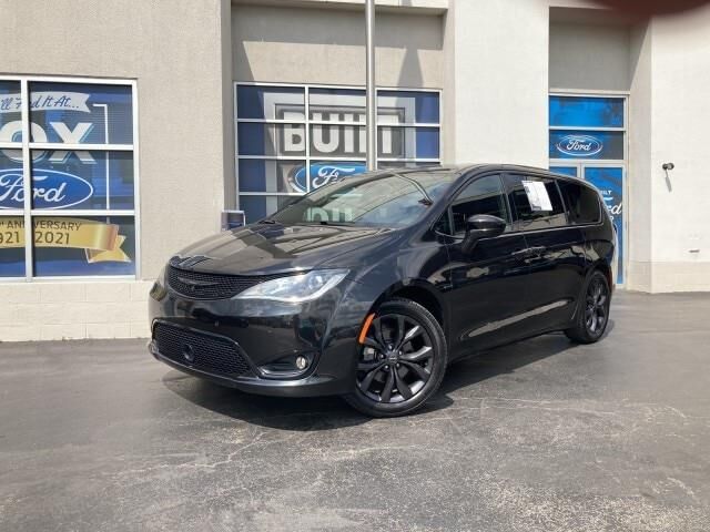 2020 Chrysler Pacifica Touring