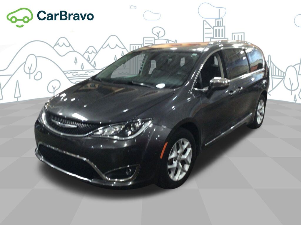 2020 Chrysler Pacifica Limited — photo 1 of 6