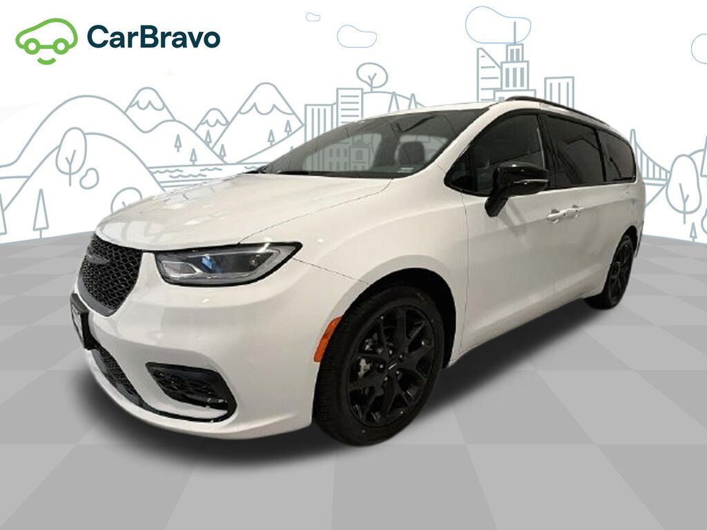2025 Chrysler Pacifica Limited — photo 1 of 7