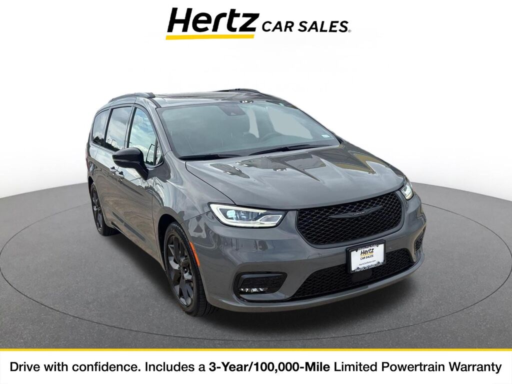 2025 Chrysler Pacifica Limited — photo 1 of 1