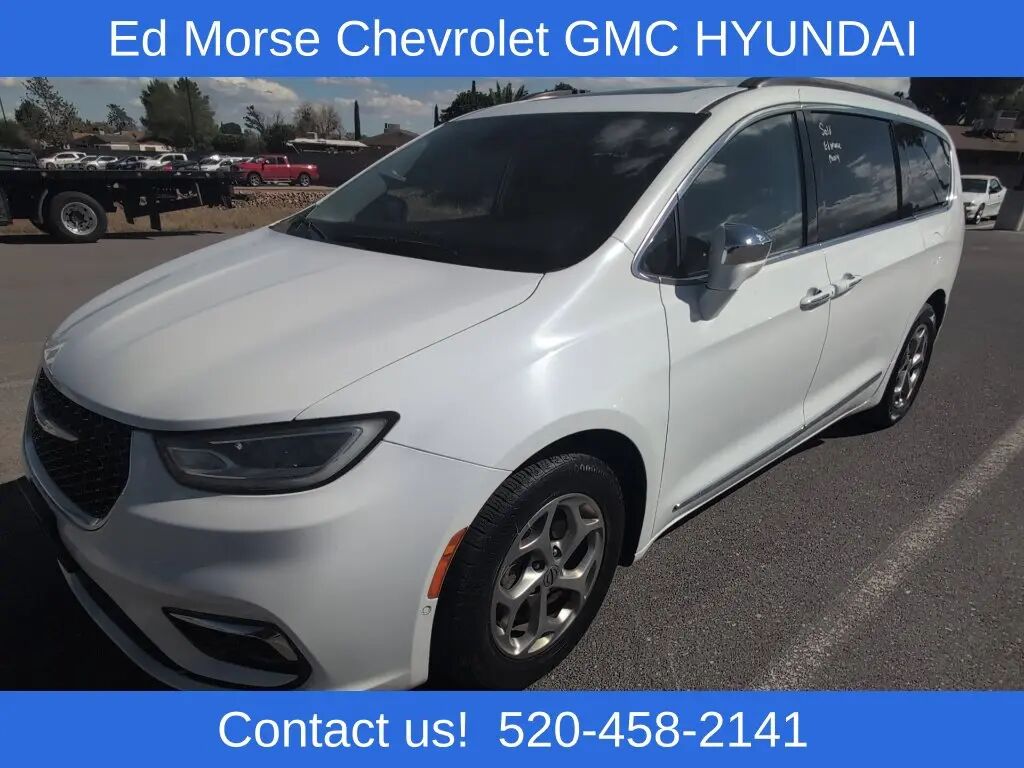 2022 Chrysler Pacifica Limited — photo 1 of 13