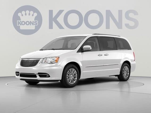 2016 Chrysler Town and Country Limited Platinum
