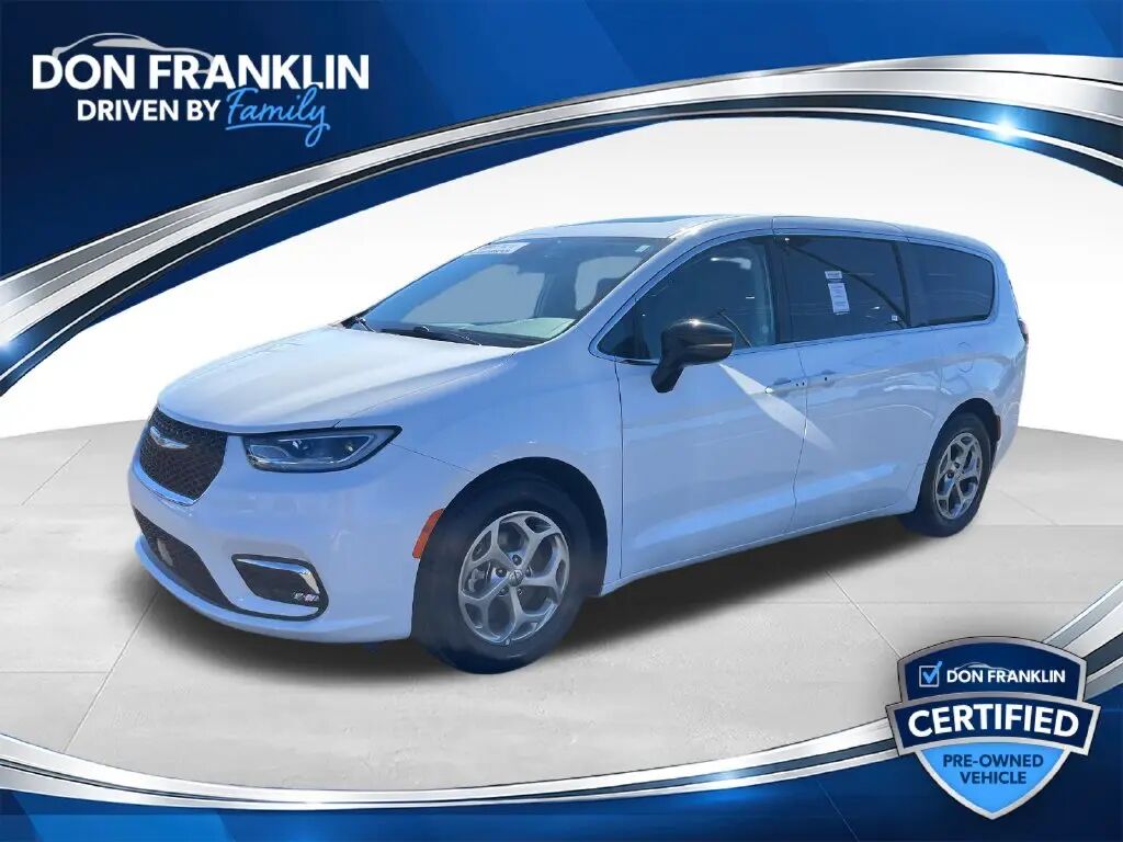 2024 Chrysler Pacifica Limited — photo 1 of 13