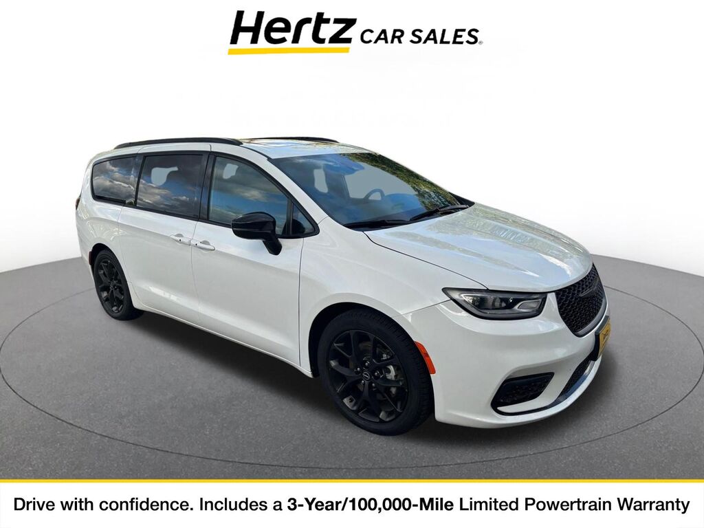 2025 Chrysler Pacifica Limited — photo 1 of 1