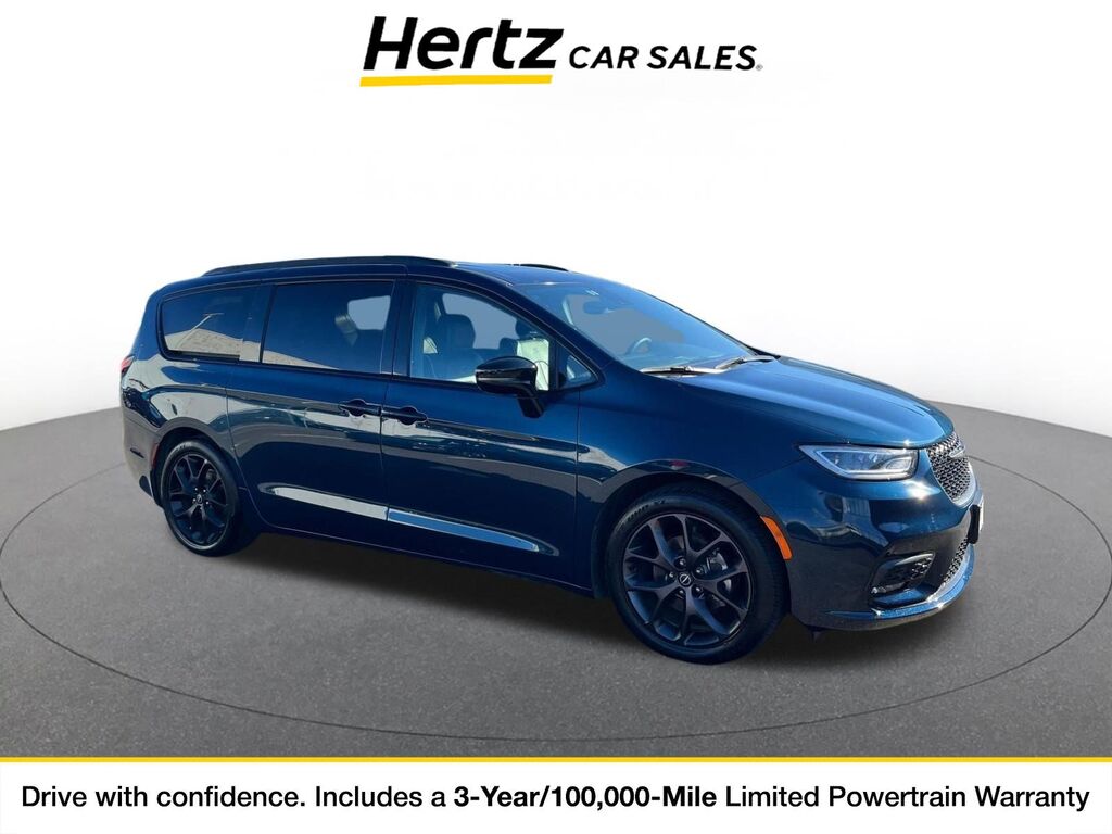2025 Chrysler Pacifica Limited — photo 1 of 1