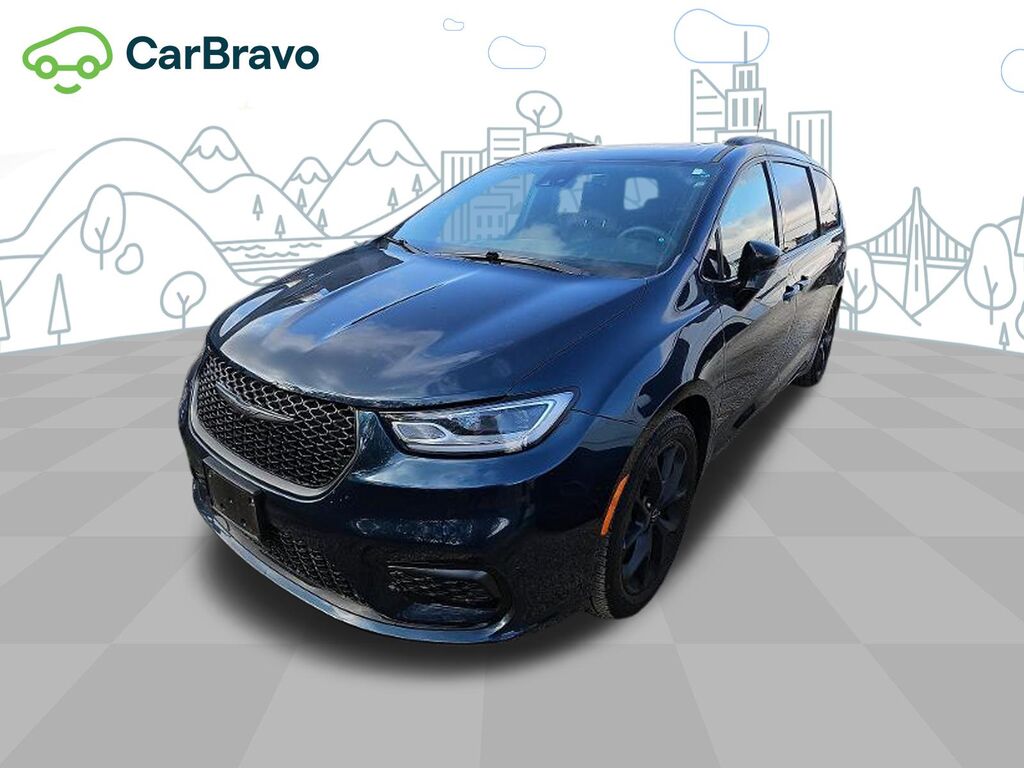 2025 Chrysler Pacifica Limited — photo 1 of 7