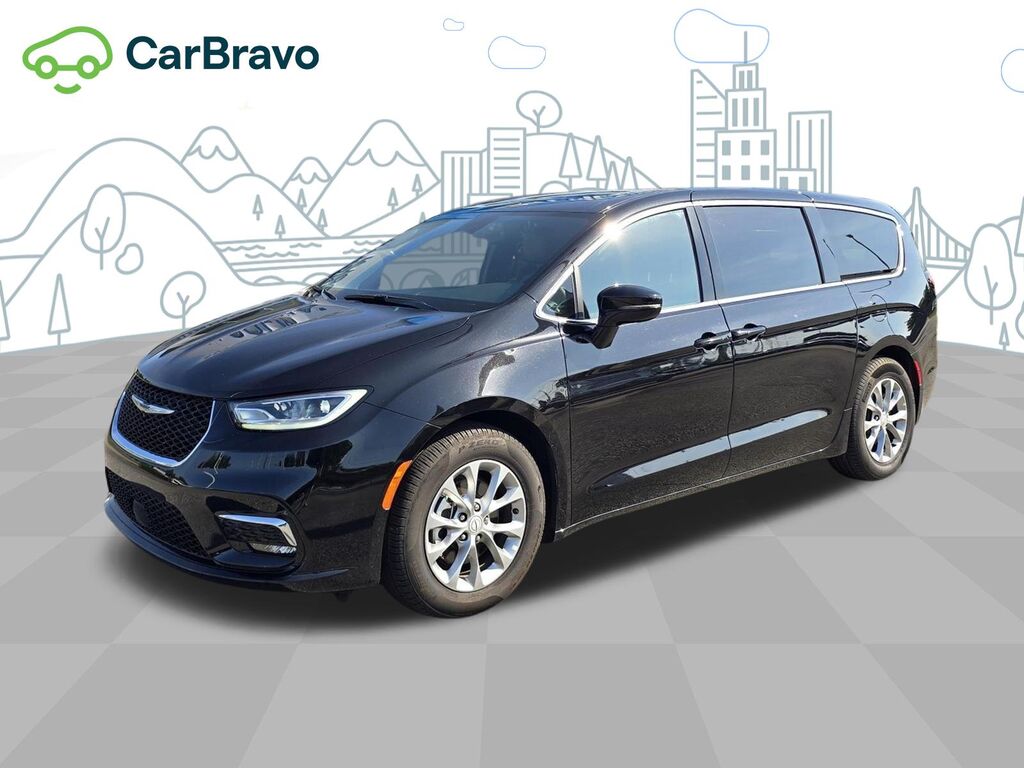 2026 Chrysler Pacifica Limited — photo 1 of 6