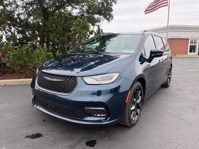 2025 Chrysler Pacifica Limited