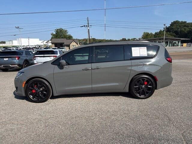 2020 Chrysler Pacifica Limited