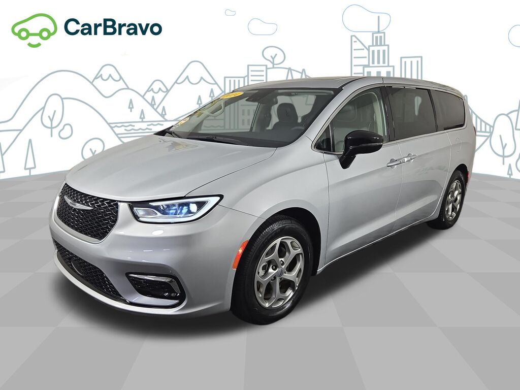 2024 Chrysler Pacifica Limited — photo 1 of 7