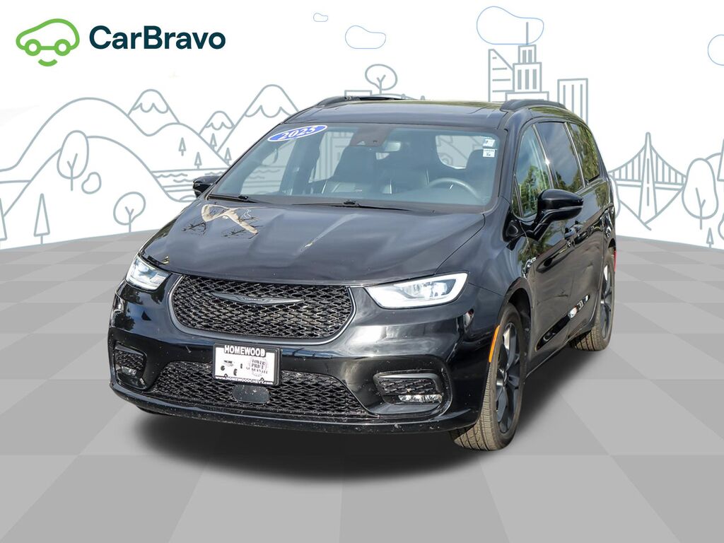 2025 Chrysler Pacifica Limited — photo 1 of 6